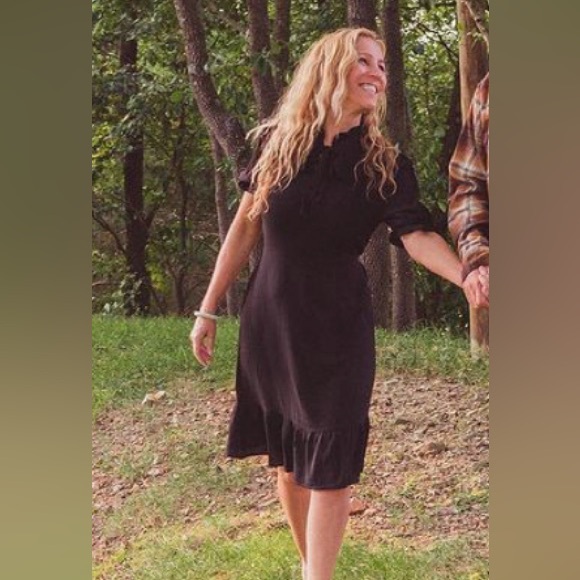 Monteau Los Angeles black dress. Size M. Short sleeve - Picture 2 of 6